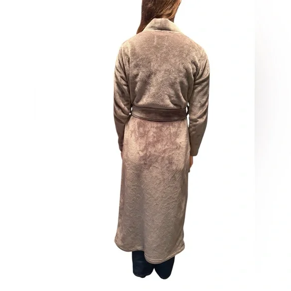 UGG women’s charcoal gray Marlow fleece plush long bathrobe. Size Small. - Picture 9 of 9